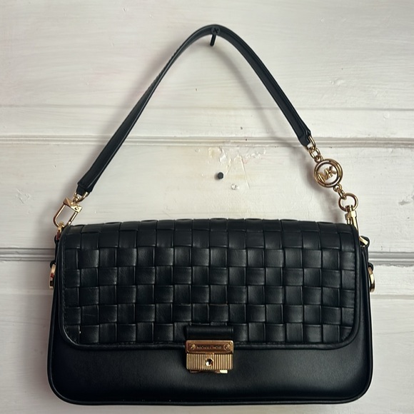 Michael Kors Shoulder Bag - Picture 6 of 8